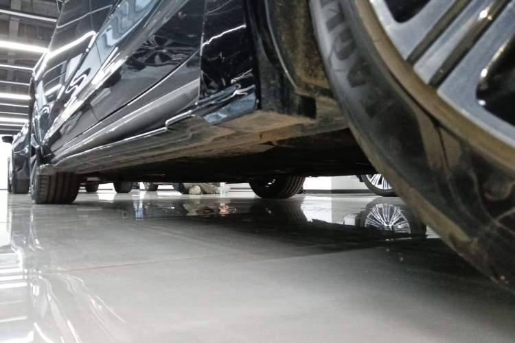 Used Geely Auto Preface 2025 Dongfang Yao 2.0TD Lanxing Edition Left Side Sill