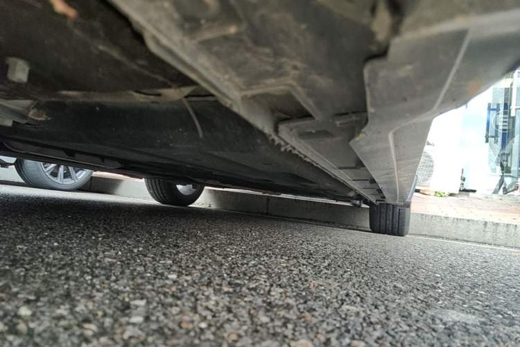 Used Geely Auto Preface 2025 Dongfang Yao 2.0TD Moonlight Edition Left Side Sill