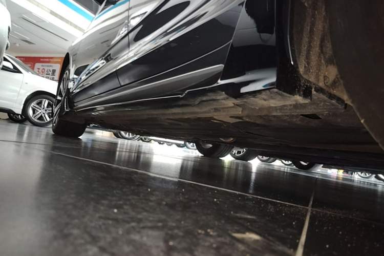 Used Geely Auto Preface 2025 Dongfang Yao 1.5TD Kunlun Edition Left Side Sill