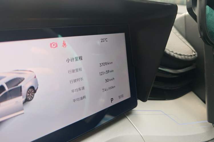 Used Geely Auto Preface 2025 Dongfang Yao 1.5TD Kunlun Edition Odometer Close Up
