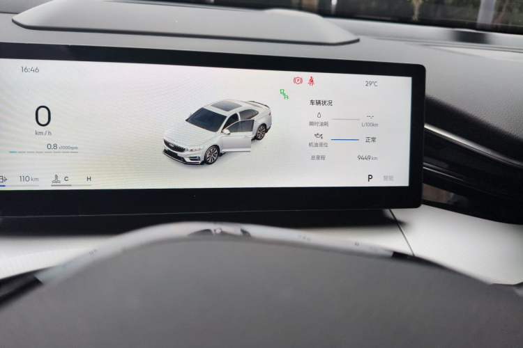 Used Geely Auto Preface 2025 Dongfang Yao 2.0TD Moonlight Edition Odometer Close Up