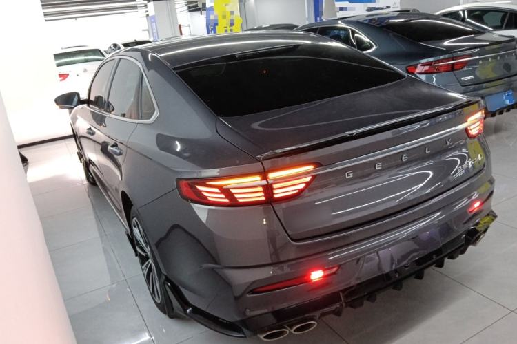 Used Geely Auto Preface 2025 Dongfang Yao 2.0TD Lanxing Edition Rear Left 45 Deg