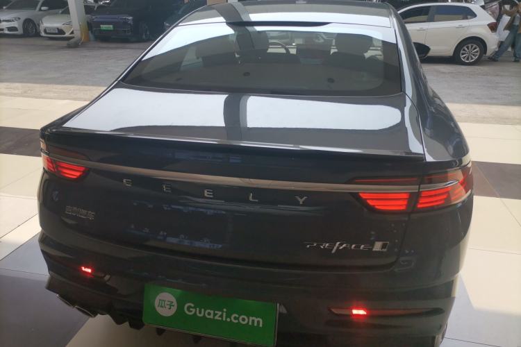 Used Geely Auto Preface 2025 Dongfang Yao 1.5TD Kunlun Edition Rear
