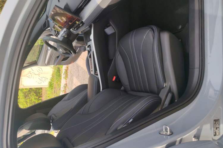 Used Geely Auto Preface 2025 Dongfang Yao 1.5TD Jinghong Edition+ Right Front Seat