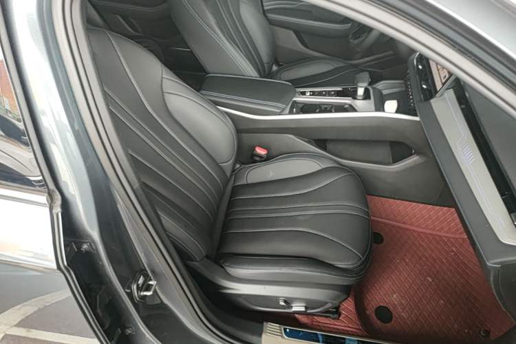 Used Geely Auto Preface 2025 Dongfang Yao 1.5TD Kunlun Edition Right Front Seat