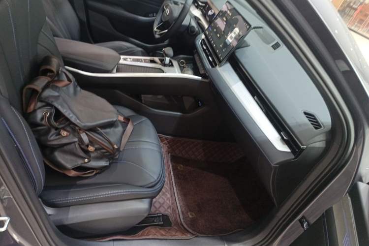 Used Geely Auto Preface 2025 Dongfang Yao 1.5TD Fuyao Edition Right Front Seat