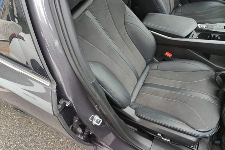 Used Geely Auto Preface 2025 Dongfang Yao 2.0TD Moonlight Edition Right Front Seat