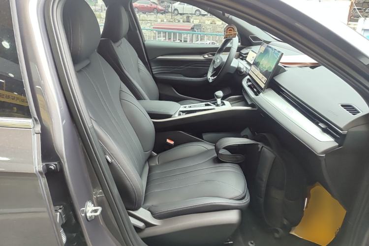 Used Geely Auto Preface 2025 Dongfang Yao 1.5TD Fuyao Edition Right Front Seat