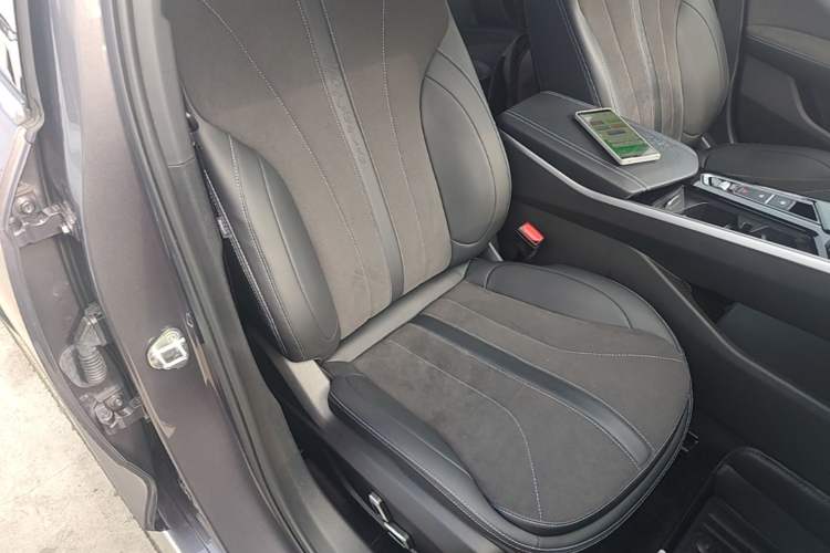 Used Geely Auto Preface 2025 Dongfang Yao 2.0TD Moonlight Edition Right Front Seat