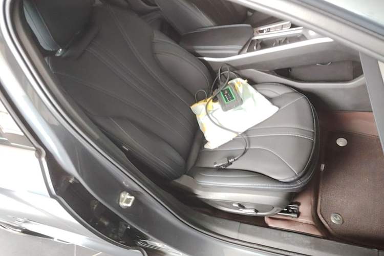 Used Geely Auto Preface 2025 Dongfang Yao 1.5TD Kunlun Edition Right Front Seat