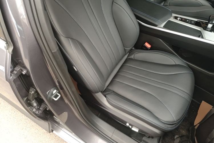 Used Geely Auto Preface 2025 Dongfang Yao 1.5TD Kunlun Edition Right Front Seat