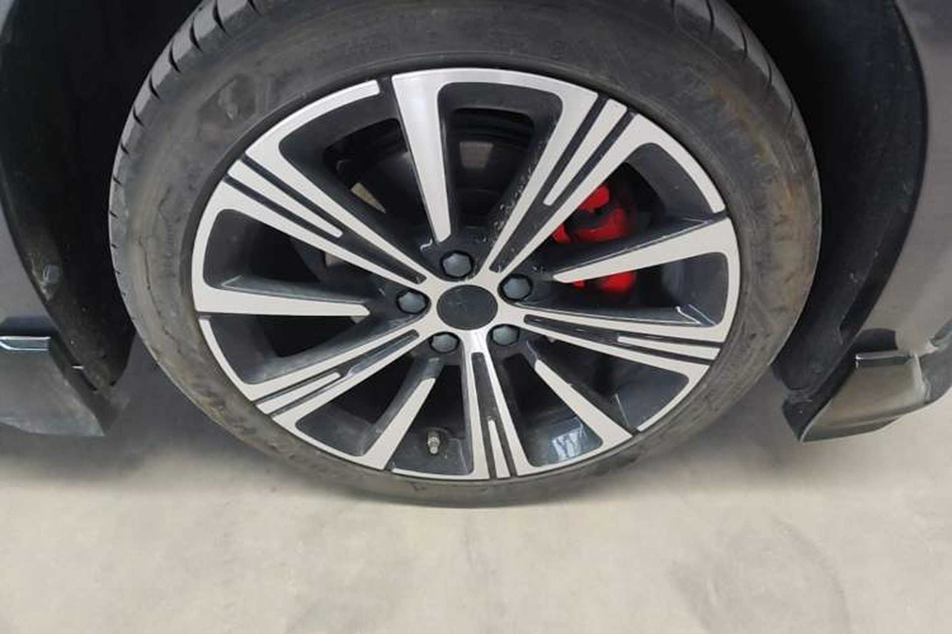 Used Geely Auto Preface 2025 Dongfang Yao 2.0TD Moonlight Edition Right Front Wheel Hub