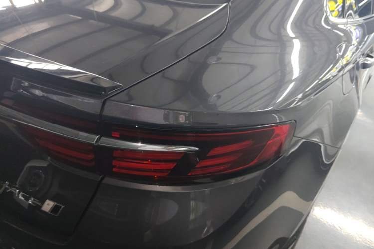 Used Geely Auto Preface 2025 Dongfang Yao 2.0TD Moonlight Edition Right Rear Taillight