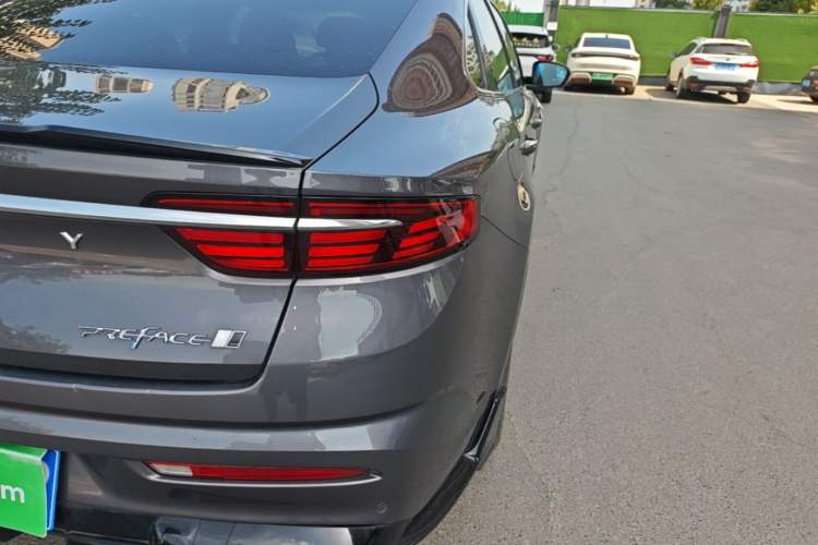 Used Geely Auto Preface 2025 Dongfang Yao 2.0TD Moonlight Edition Right Rear Taillight