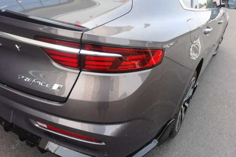 Used Geely Auto Preface 2025 Dongfang Yao 2.0TD Moonlight Edition Right Rear Taillight