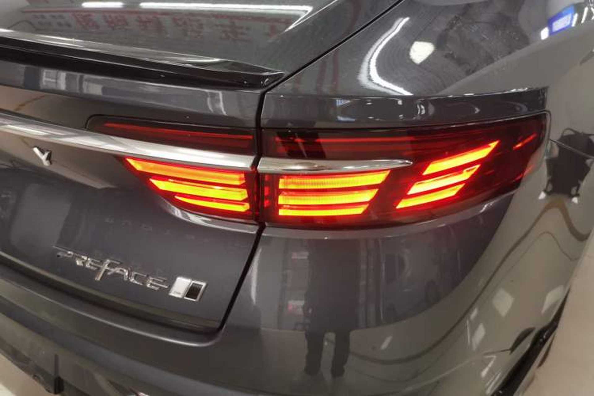 Used Geely Auto Preface 2025 Dongfang Yao 1.5TD Kunlun Edition Right Rear Taillight