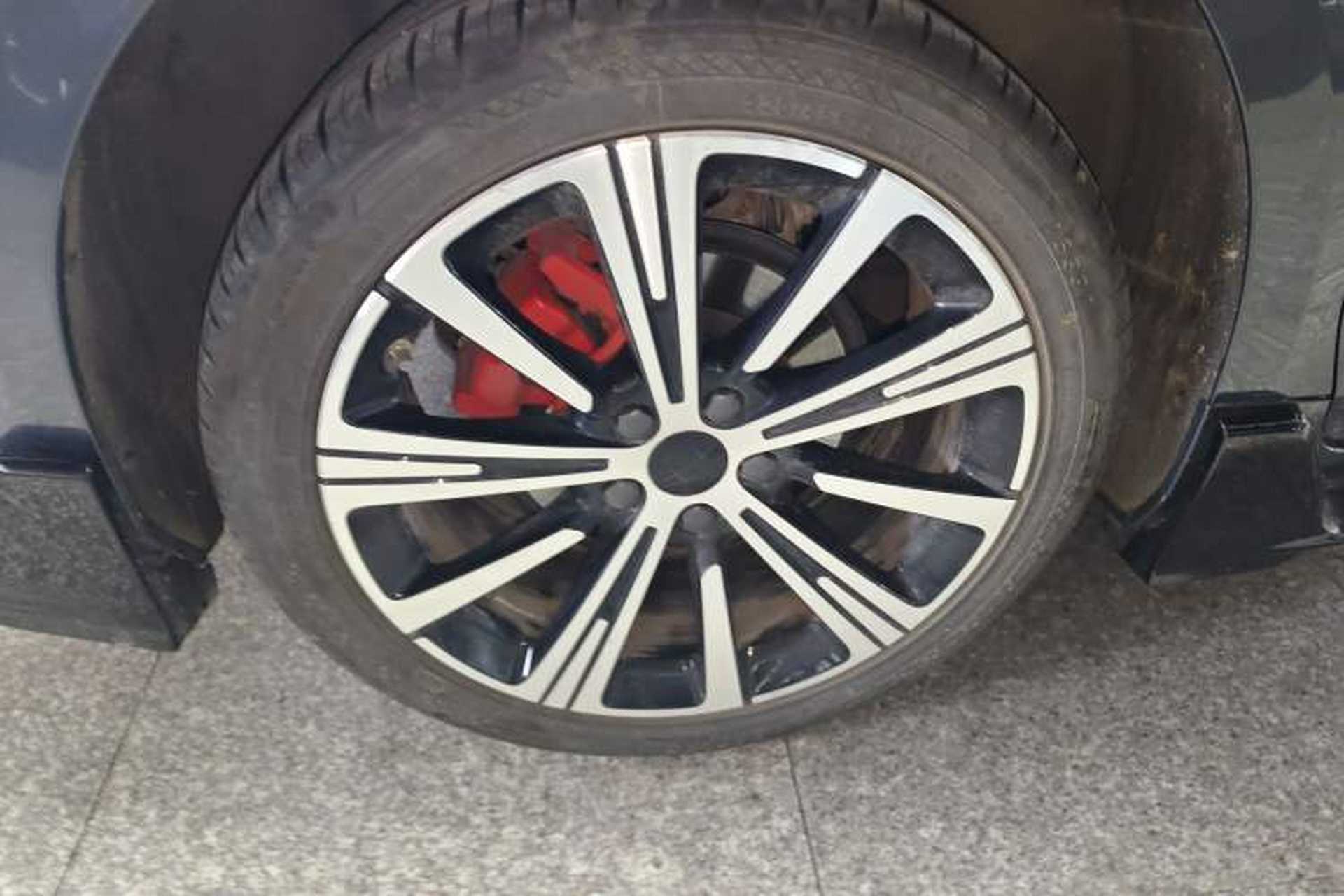 Used Geely Auto Preface 2025 Dongfang Yao 1.5TD Kunlun Edition Right Rear Wheel Hub
