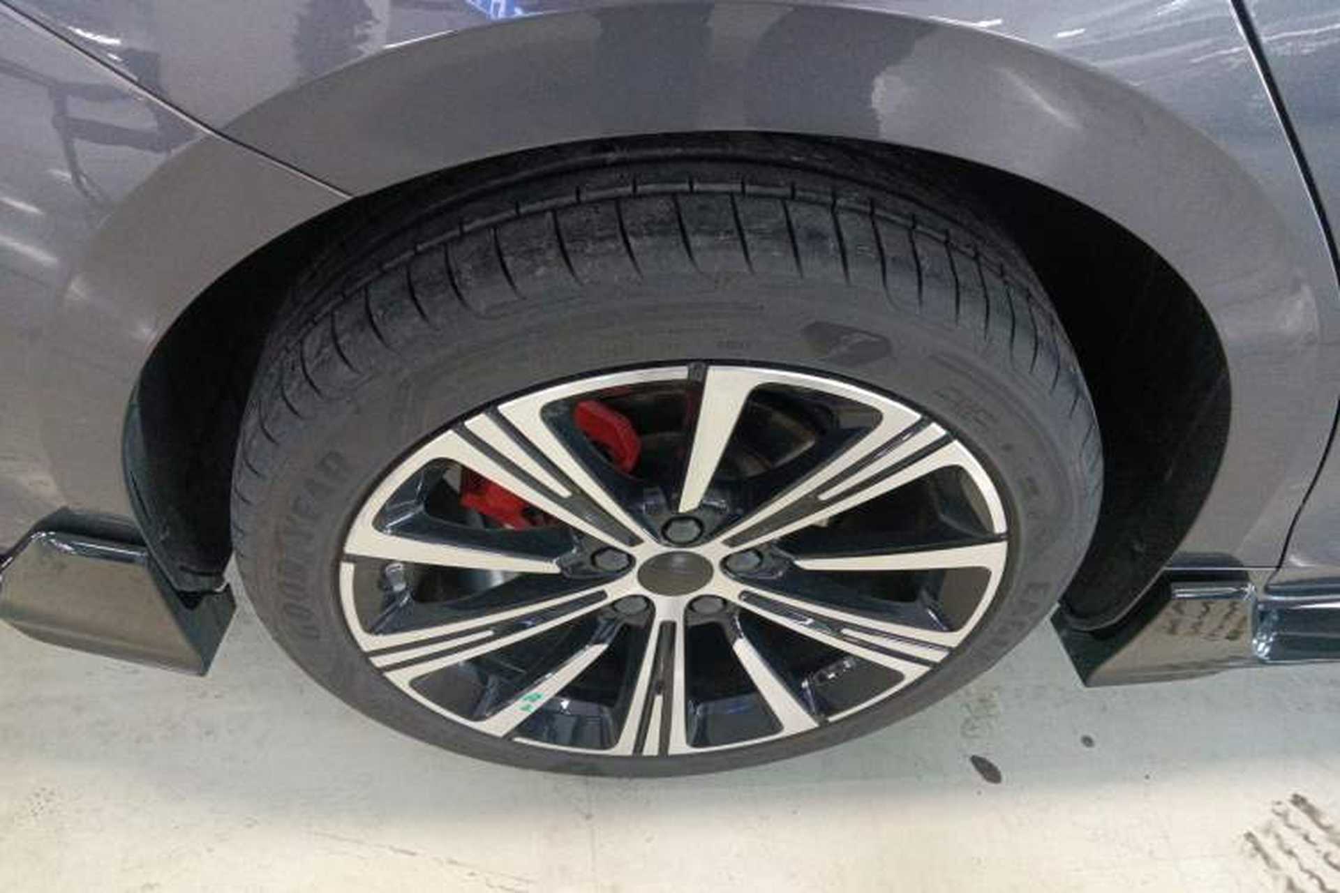 Used Geely Auto Preface 2025 Dongfang Yao 2.0TD Moonlight Edition Right Rear Wheel Hub