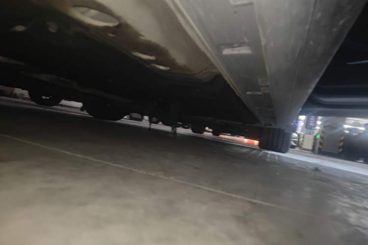 Used Geely Auto Preface 2025 Dongfang Yao 1.5TD Kunlun Edition Right Side Sill