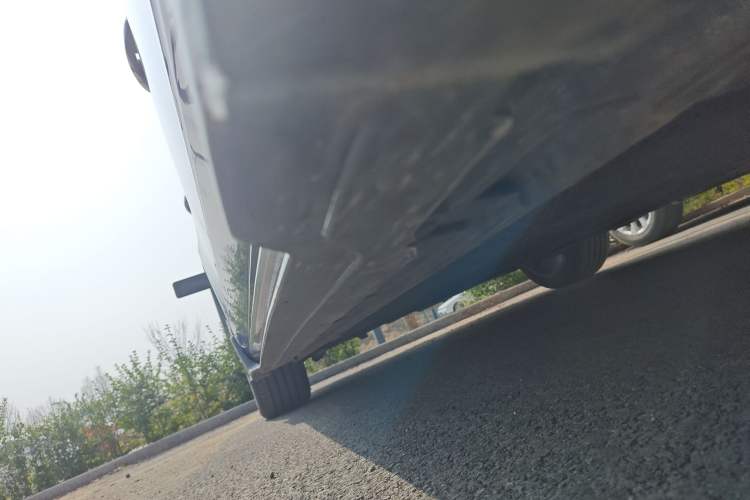 Used Geely Auto Preface 2025 Dongfang Yao 2.0TD Moonlight Edition Right Side Sill