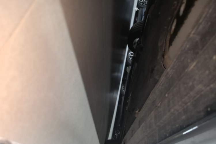 Used Geely Auto Preface 2025 Dongfang Yao 2.0TD Moonlight Edition Right Side Sill