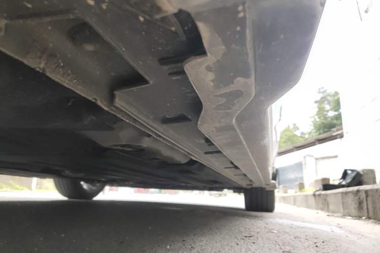 Used Geely Auto Preface 2025 Dongfang Yao 1.5TD Kunlun Edition Right Side Sill