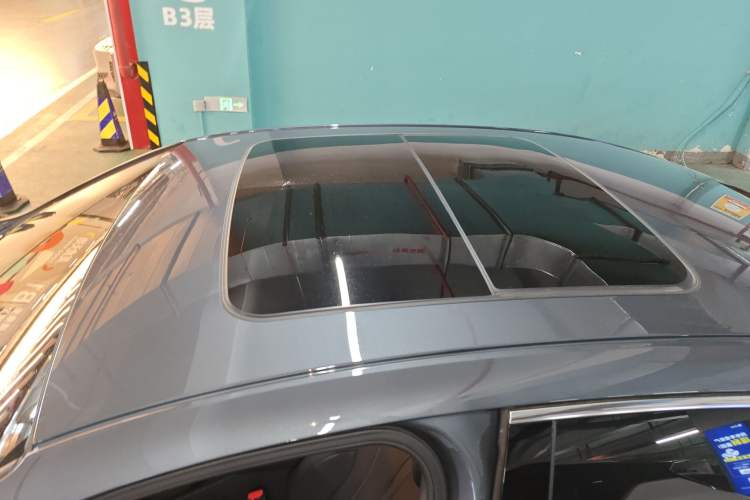 Used Geely Auto Preface 2025 Dongfang Yao 1.5TD Fuyao Edition Roof