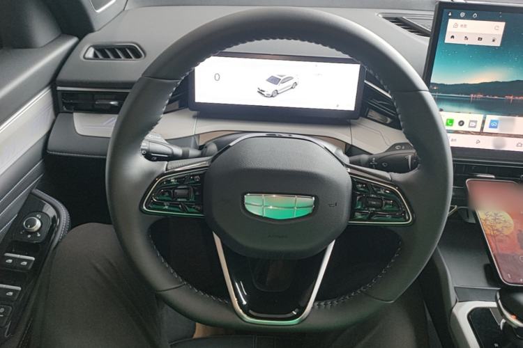 Used Geely Auto Preface 2025 Dongfang Yao 1.5TD Kunlun Edition Steering Wheel