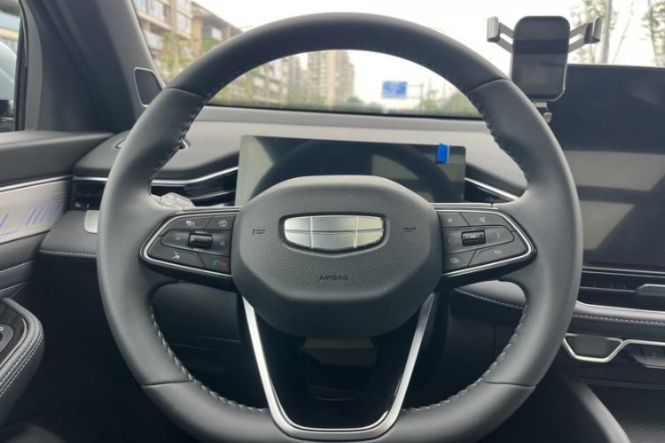 Used Geely Auto Preface 2025 Dongfang Yao 1.5TD Kunlun Edition Steering Wheel