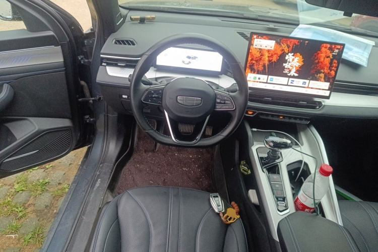 Used Geely Auto Preface 2025 Dongfang Yao 1.5TD Kunlun Edition Steering Wheel