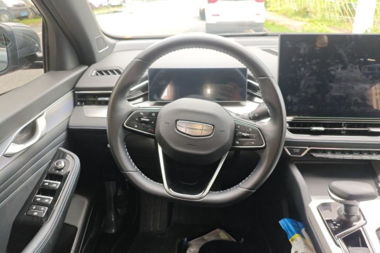 Used Geely Auto Preface 2025 Dongfang Yao 1.5TD Kunlun Edition Steering Wheel