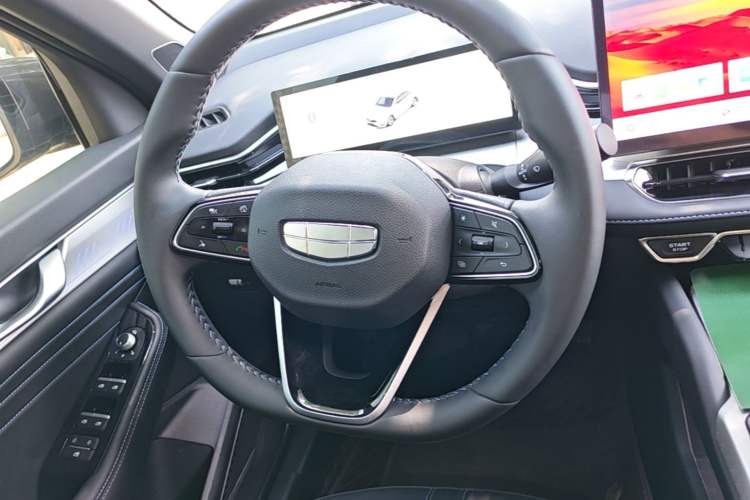 Used Geely Auto Preface 2025 Dongfang Yao 1.5TD Kunlun Edition Steering Wheel