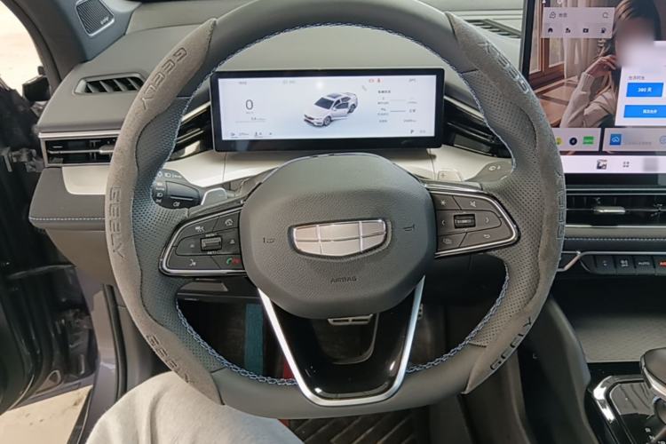 Used Geely Auto Preface 2025 Dongfang Yao 2.0TD Lanxing Edition Steering Wheel
