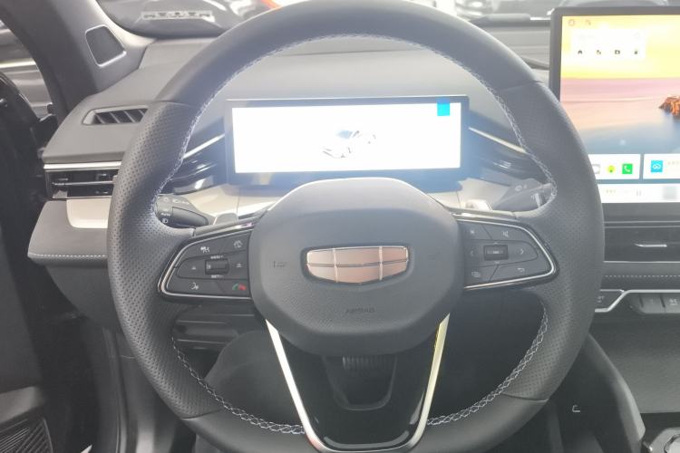 Used Geely Auto Preface 2025 Dongfang Yao 2.0TD Jin Chao Edition Steering Wheel