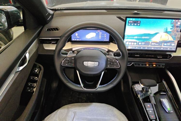 Used Geely Auto Preface 2025 Dongfang Yao 2.0TD Lanxing Edition Steering Wheel