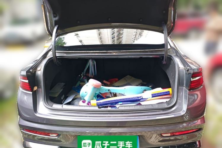 Used Geely Auto Preface 2025 Dongfang Yao 1.5TD Kunlun Edition Trunk