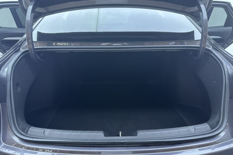 Used Geely Auto Preface 2025 Dongfang Yao 1.5TD Kunlun Edition Trunk