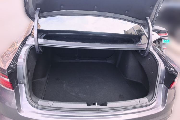 Used Geely Auto Preface 2025 Dongfang Yao 2.0TD Moonlight Edition Trunk