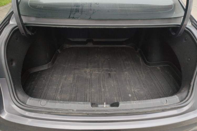Used Geely Auto Preface 2025 Dongfang Yao 2.0TD Jin Chao Edition Trunk