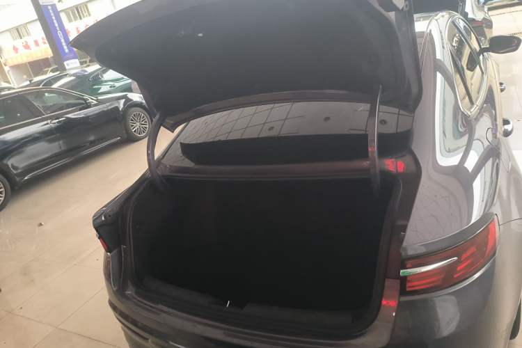 Used Geely Auto Preface 2025 Dongfang Yao 1.5TD Fuyao Edition Trunk