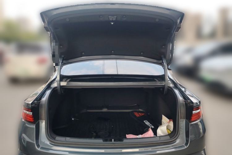 Used Geely Auto Preface 2025 Dongfang Yao 1.5TD Kunlun Edition Trunk