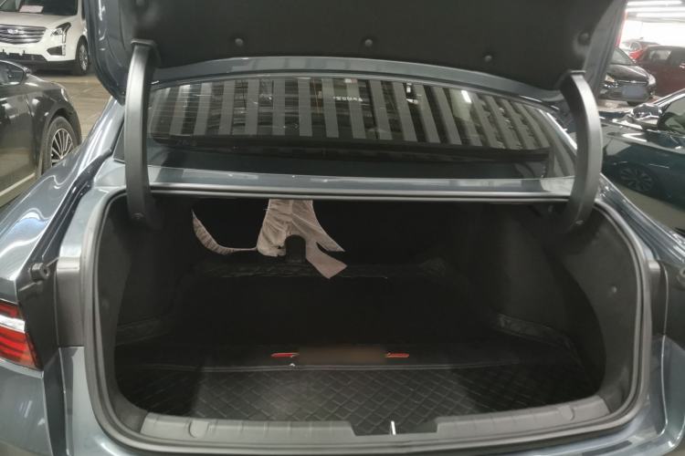 Used Geely Auto Preface 2025 Dongfang Yao 1.5TD Kunlun Edition Trunk