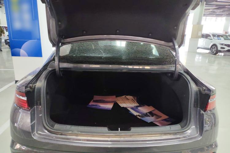 Used Geely Auto Preface 2025 Dongfang Yao 2.0TD Moonlight Edition Trunk