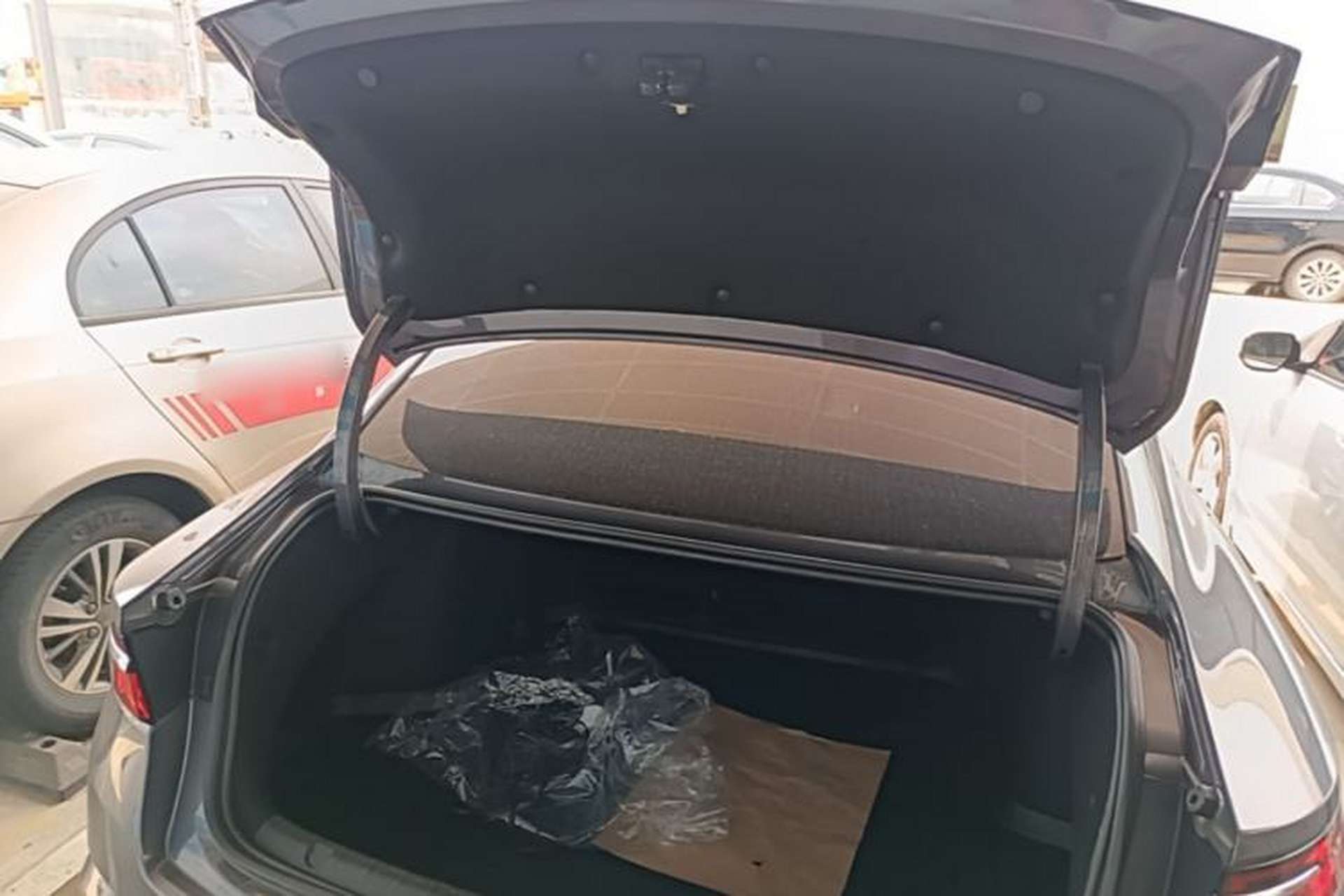 Used Geely Auto Preface 2025 Dongfang Yao 2.0TD Moonlight Edition Trunk