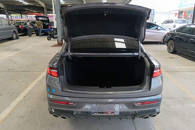 Used Geely Auto Preface 2025 Dongfang Yao 2.0TD Lanxing Edition Trunk
