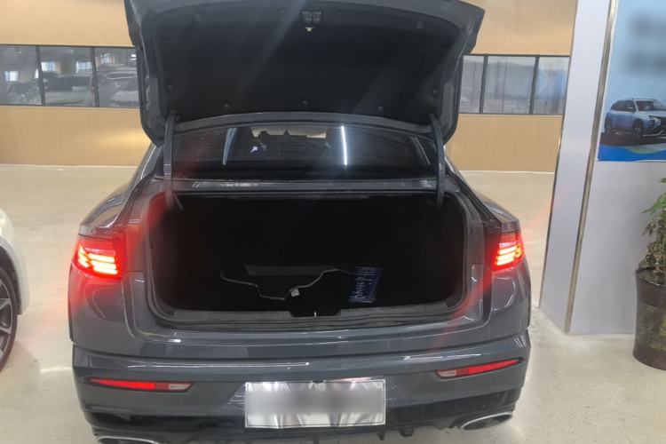 Used Geely Auto Preface 2025 Dongfang Yao 1.5TD Fuyao Edition Trunk