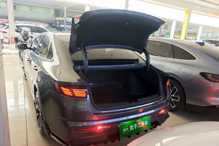 Used Geely Auto Preface 2025 Dongfang Yao 1.5TD Kunlun Edition Trunk