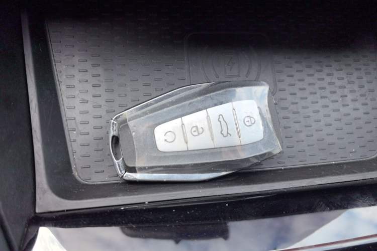 Used Geely Auto Preface 2025 Dongfang Yao 2.0TD Moonlight Edition Vehicle Key
