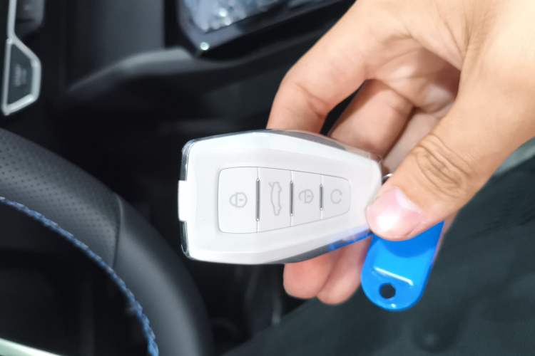 Used Geely Auto Preface 2025 Dongfang Yao 2.0TD Jin Chao Edition Vehicle Key