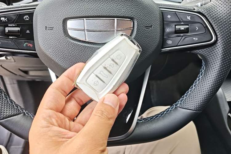 Used Geely Auto Preface 2025 Dongfang Yao 2.0TD Moonlight Edition Vehicle Key